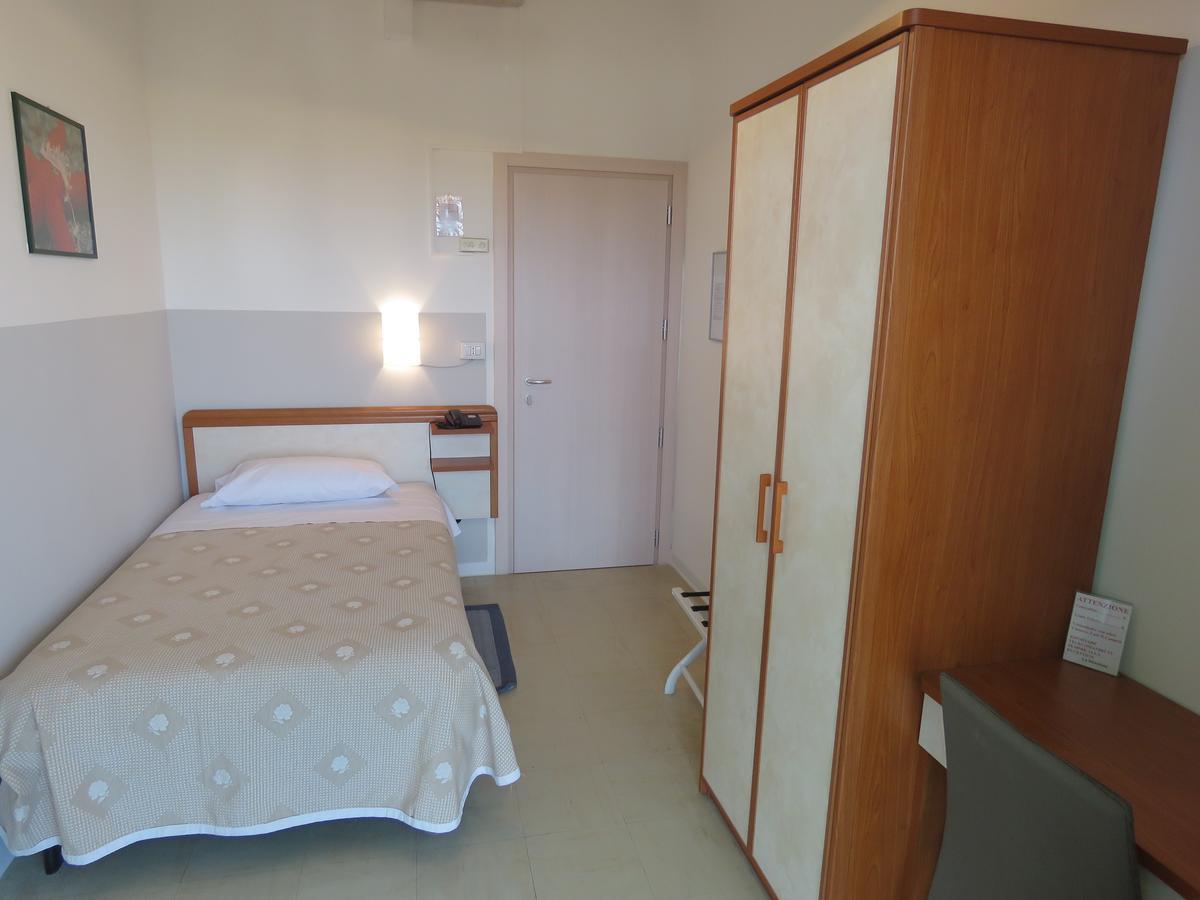 Hotel Marta Forli Exterior photo