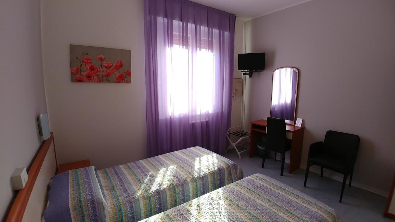 Hotel Marta Forli Exterior photo